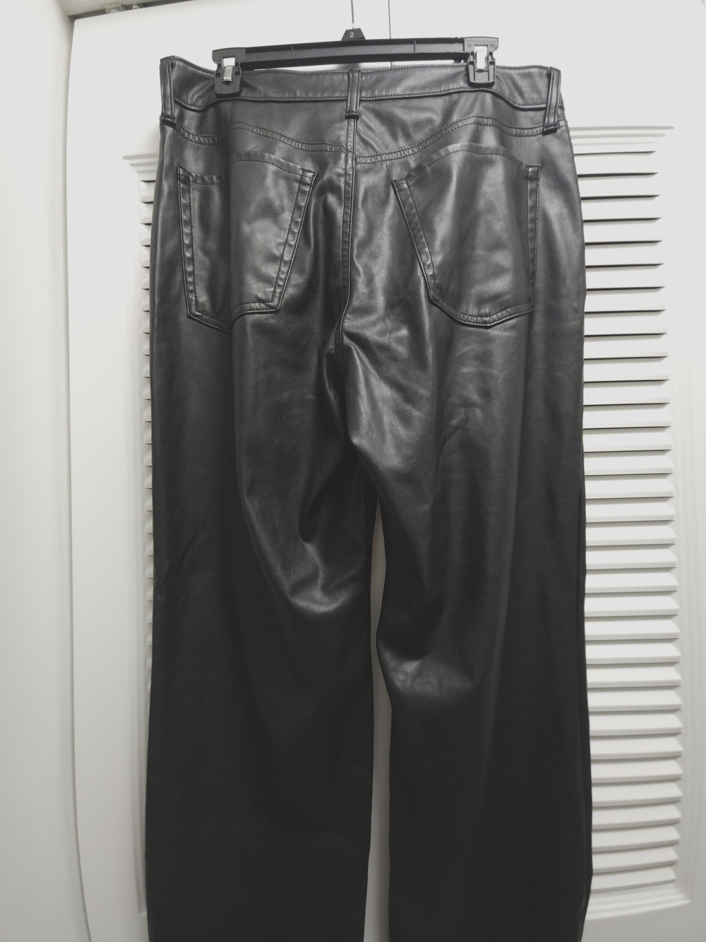 Old Navy Faux Leather Pants OG Loose High Rise Black Wide Leg Size 12 - Picture 9 of 11